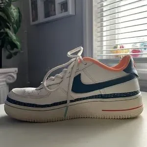 Nike Air Force 1 Low GS Swoosh Chain